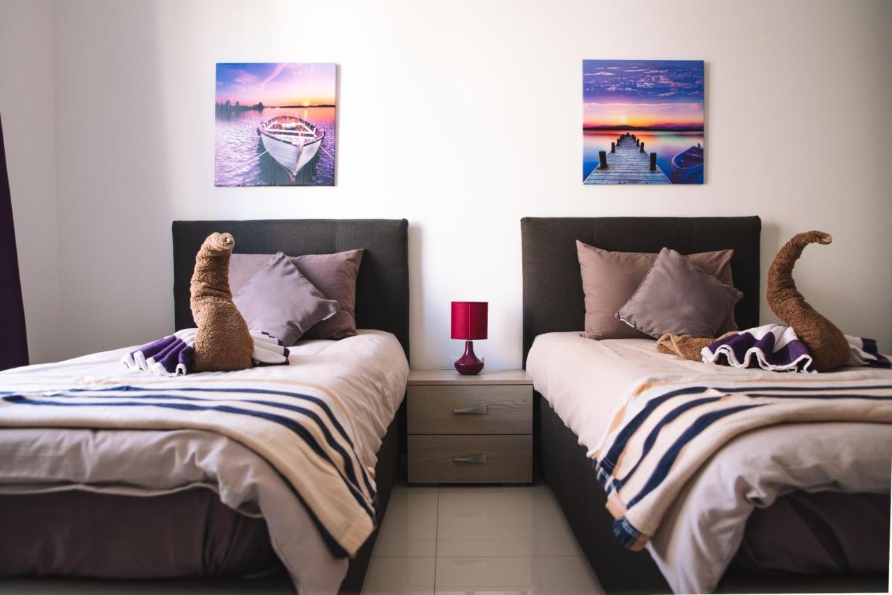 Modern 3 Bedroom With Ac Apartment Żabbar Kültér fotó
